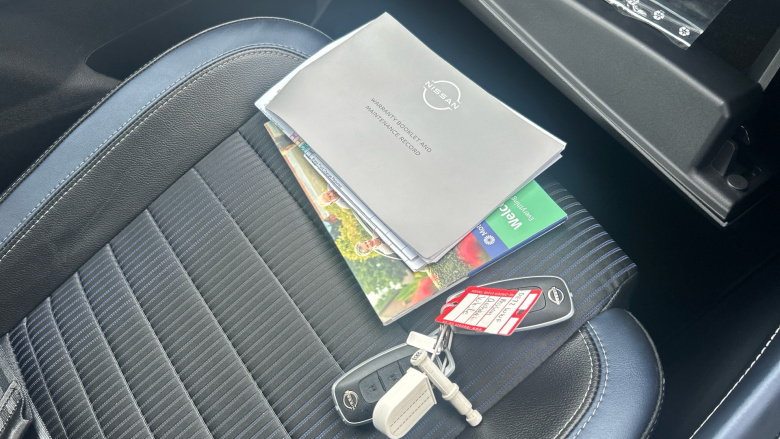 Nissan Qashqai 1.3 DiG-T MH Tekna 5dr Petrol Hatchback